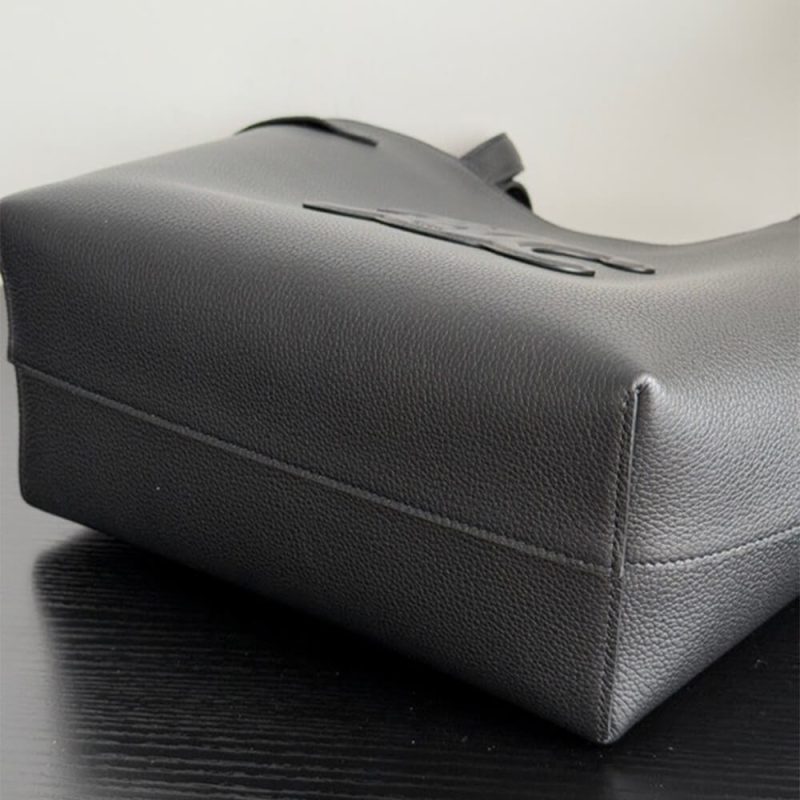 CELINE SMALL CABAS ANAÏS CUIR TRIOMPHE in Grained calfskin - Image 4
