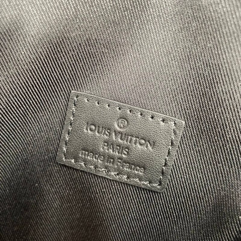 LV S-Lock Vertical wearable wallet - Image 7