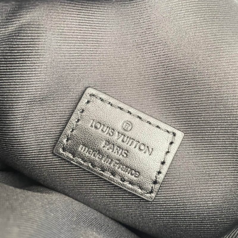 LV S-Lock Vertical wearable wallet - Image 7