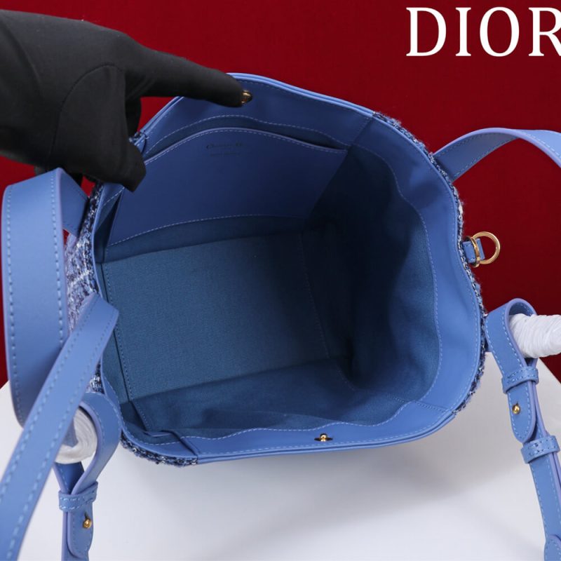 Dior Medium Signature Bucket Bag - Image 8