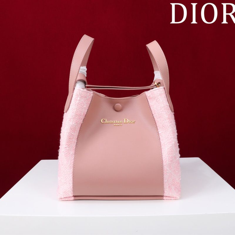 Dior Medium Signature Bucket Bag - Image 2
