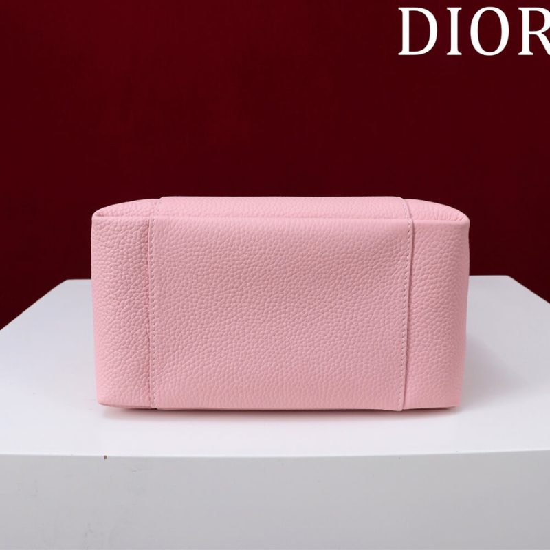 Dior Medium Signature Bucket Bag - Image 5