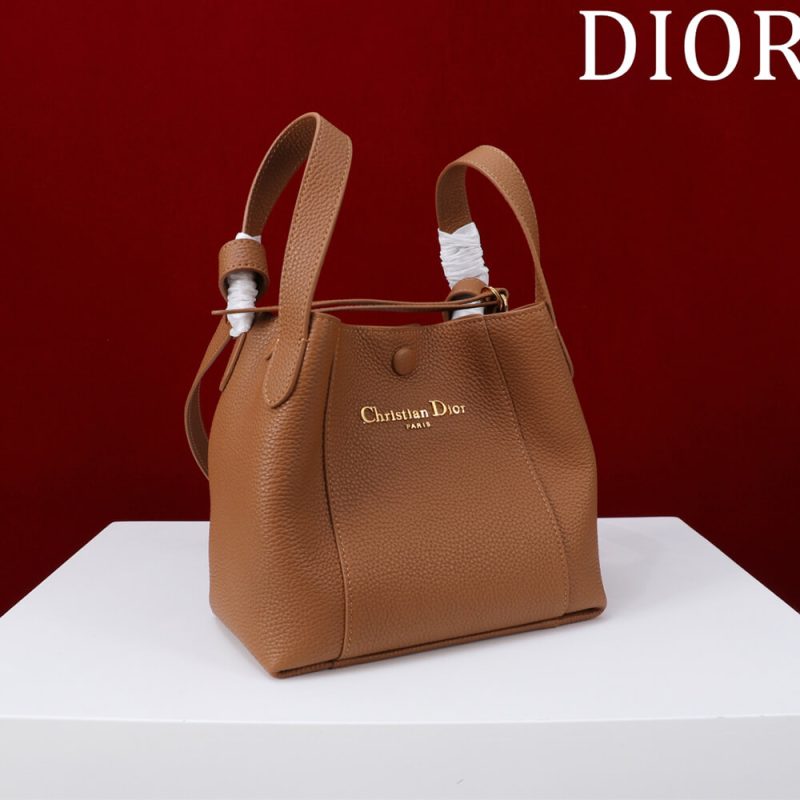 Dior Medium Signature Bucket Bag - Image 3