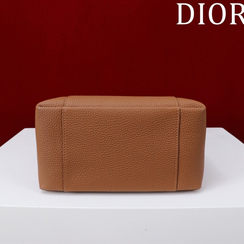 Dior Medium Signature Bucket Bag - Image 5