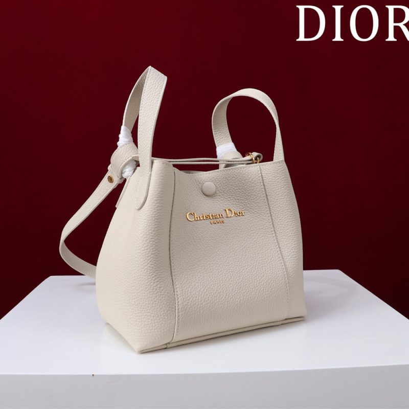 Dior Medium Signature Bucket Bag - Image 3