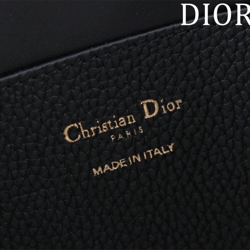 Dior Medium Signature Bucket Bag - Image 7