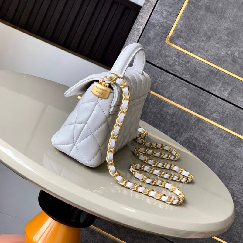 CHANEL Mini Flap Bag with Top Handle(high-end grade) - Image 3