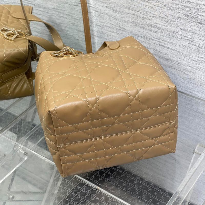 Dior Medium Dior Toujours Straight Tote Bag - Image 5