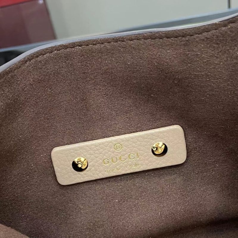 Gucci Softbit medium top handle bag - Image 7