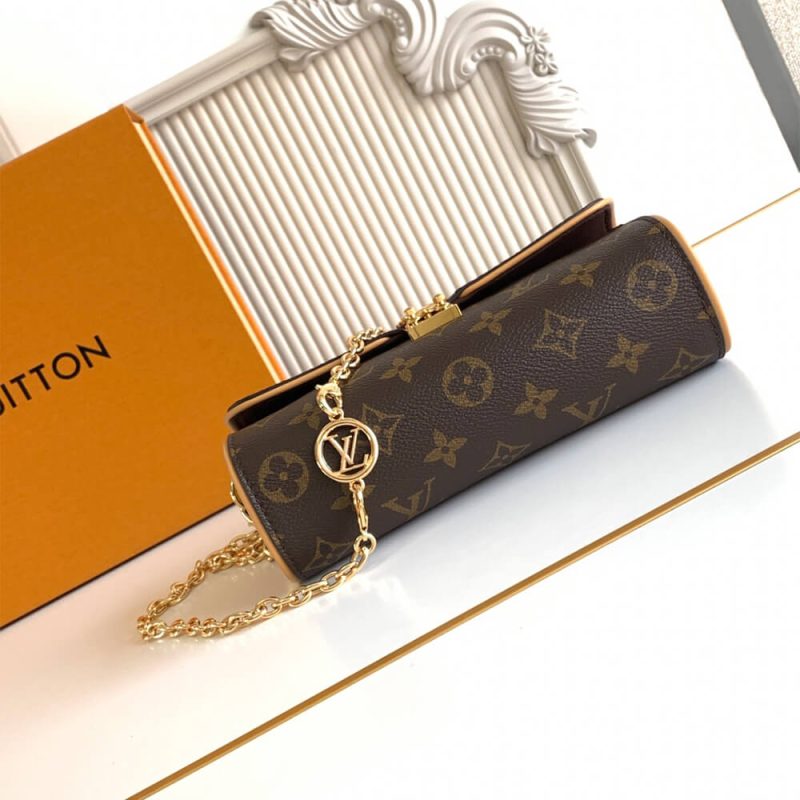 LV Pochette Camille - Image 5