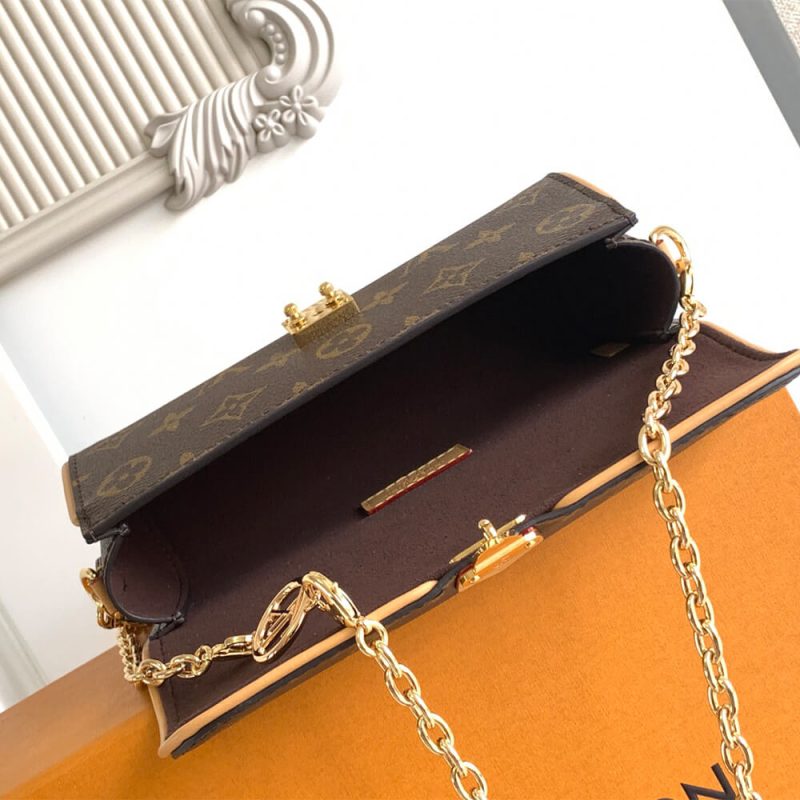 LV Pochette Camille - Image 8