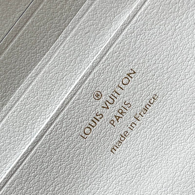 LV Wallet on Chain Ivy - Image 7