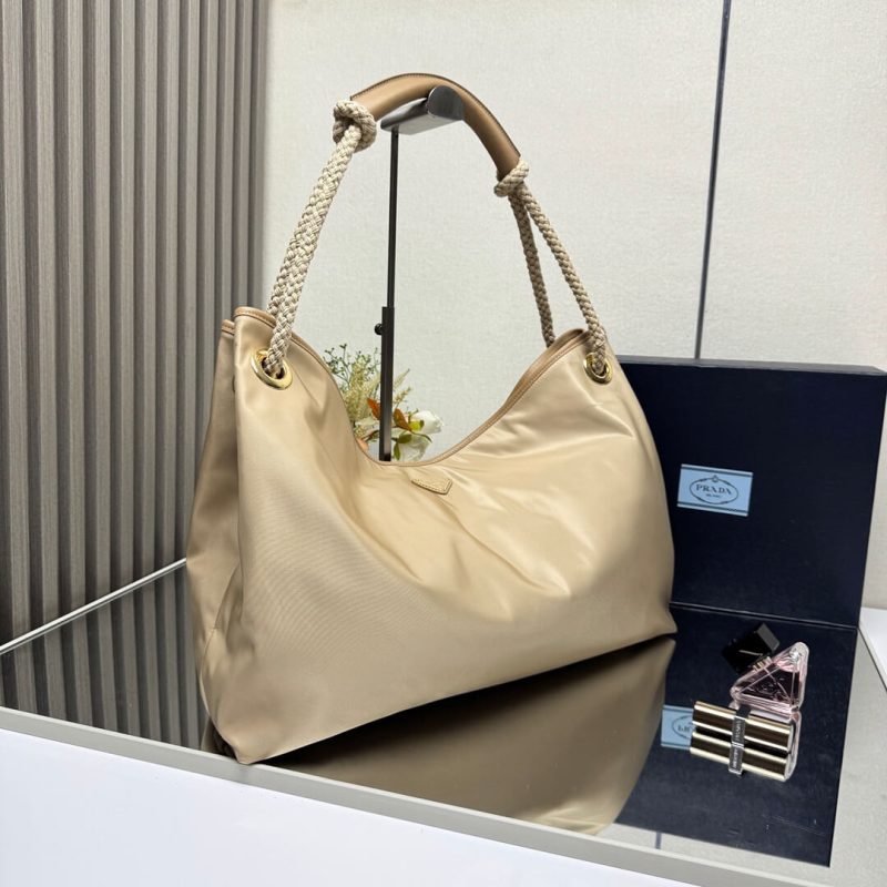 Prada Mariner large Re-Nylon shoulder bag(high-end grade) - Image 3