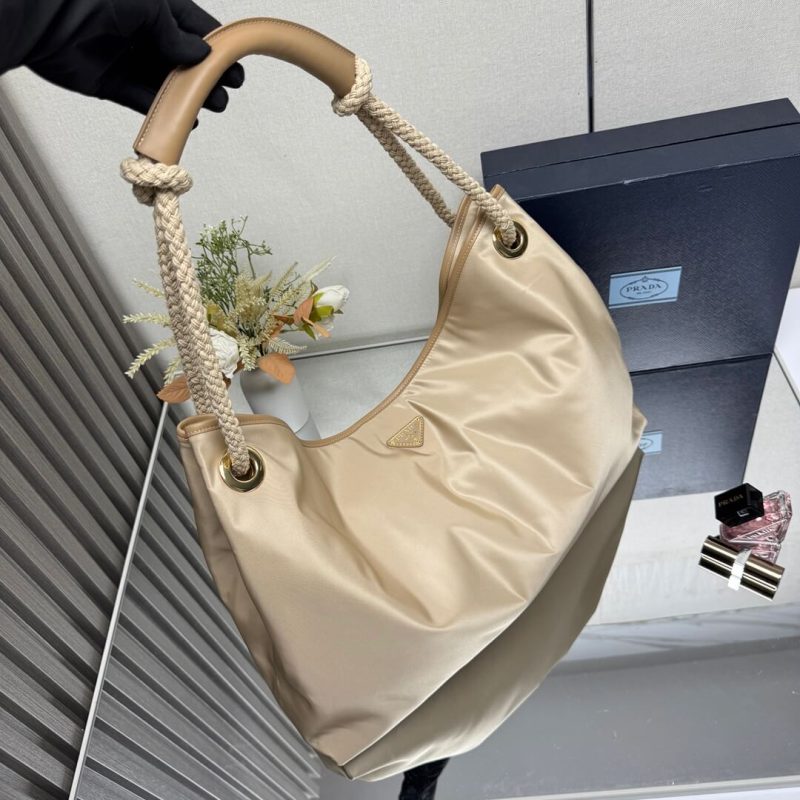 Prada Mariner large Re-Nylon shoulder bag(high-end grade) - Image 6