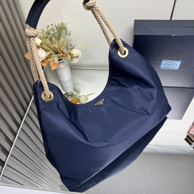 Prada Mariner large Re-Nylon shoulder bag(high-end grade) - Image 5