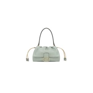 Fendi Mamma Baguette Medium(high-end grade)