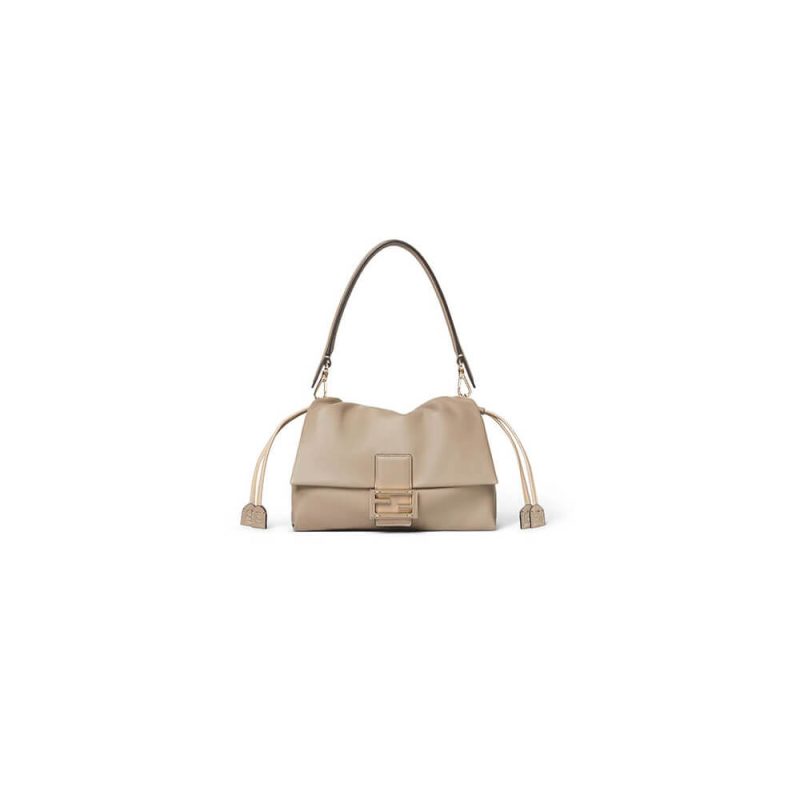 Fendi Mamma Baguette Medium(high-end grade)