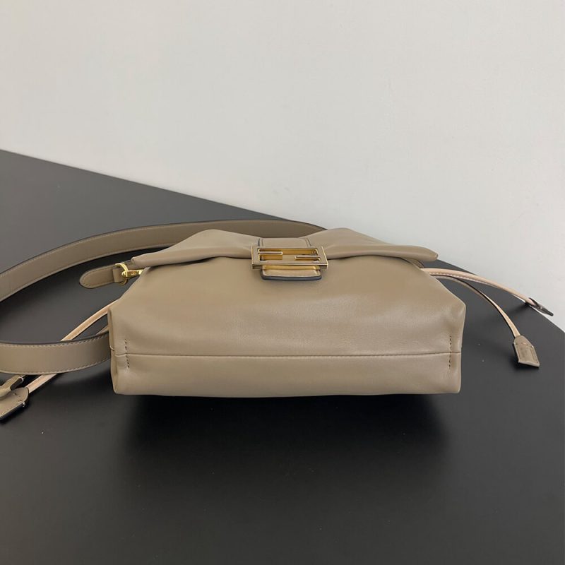 Fendi Mamma Baguette Medium(high-end grade) - Image 5