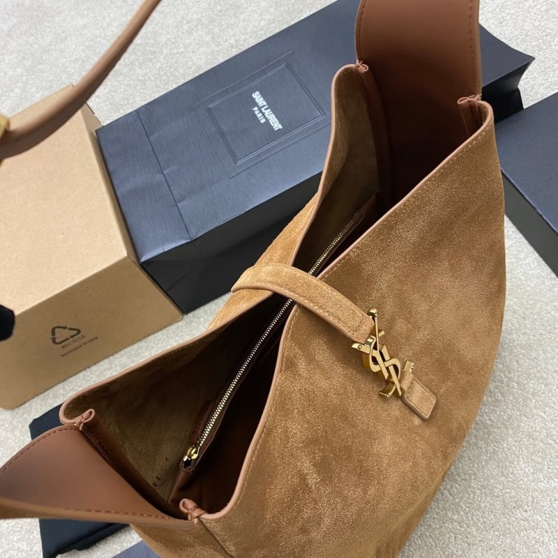 YSL Large LE 5 À 7 bag in soft suede - Image 6