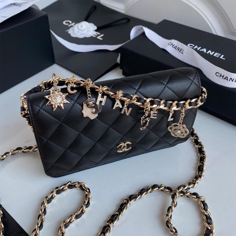 CHANEL Wallet on Chain - Image 3