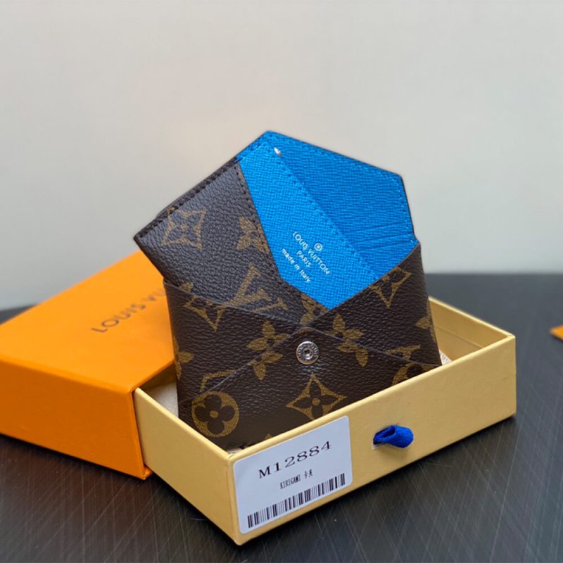 LV kirigami card holder - Image 8