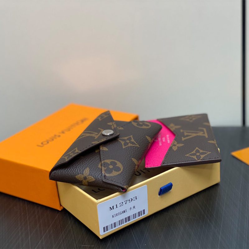 LV kirigami card holder - Image 4