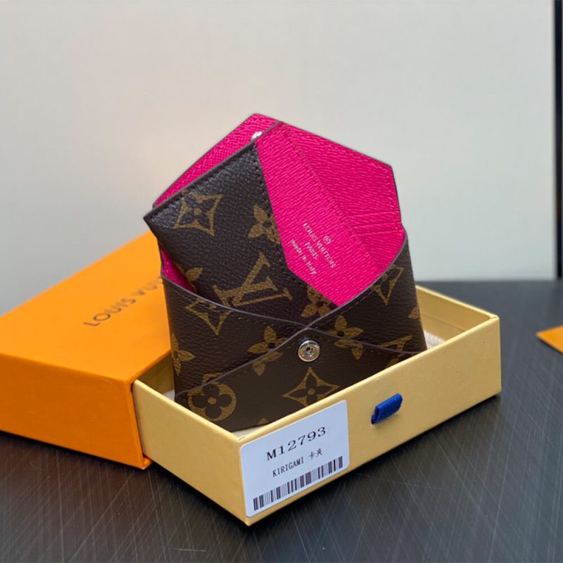 LV kirigami card holder - Image 8