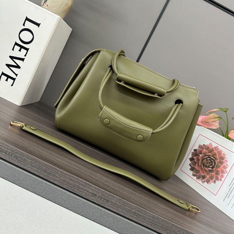 LOEWE Medium Madrid bag in supple calfskin(HIGH-END GRADE) - Image 4
