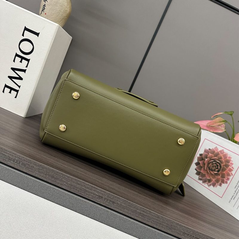 LOEWE Medium Madrid bag in supple calfskin(HIGH-END GRADE) - Image 5
