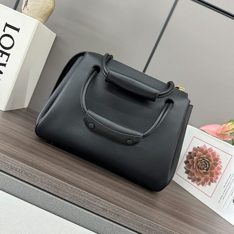 LOEWE Medium Madrid bag in supple calfskin(HIGH-END GRADE) - Image 4