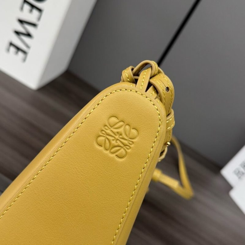 LOEWE Mini Hammock hobo in classic calfskin(HIGH-END GRADE) - Image 6