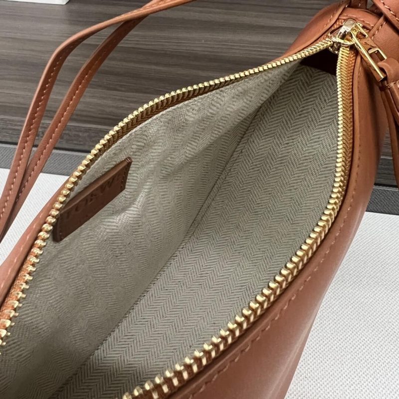 LOEWE Mini Hammock hobo in classic calfskin(HIGH-END GRADE) - Image 8