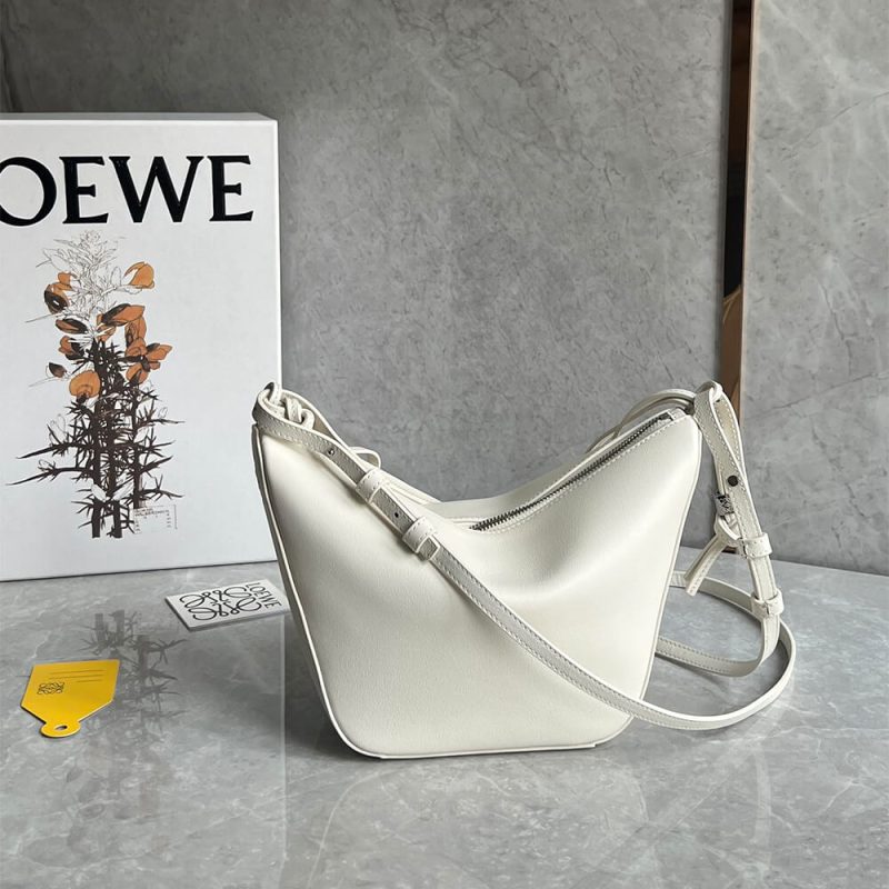 LOEWE Mini Hammock hobo in classic calfskin(HIGH-END GRADE) - Image 2