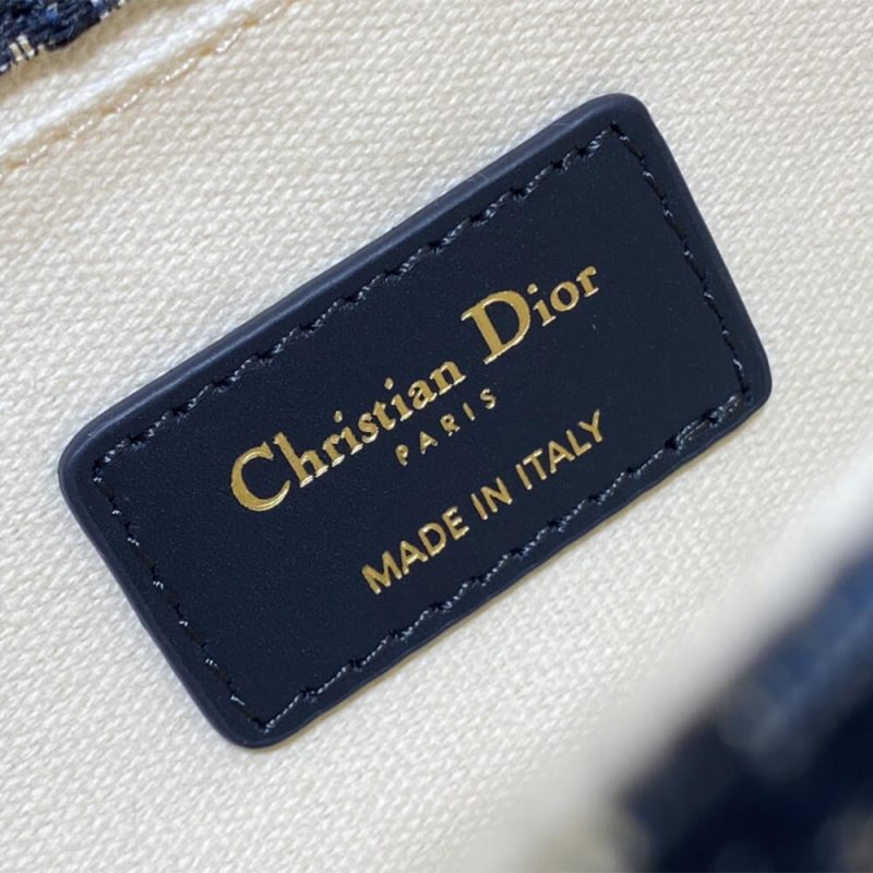 Dior Bobby East-West Bag - Image 7