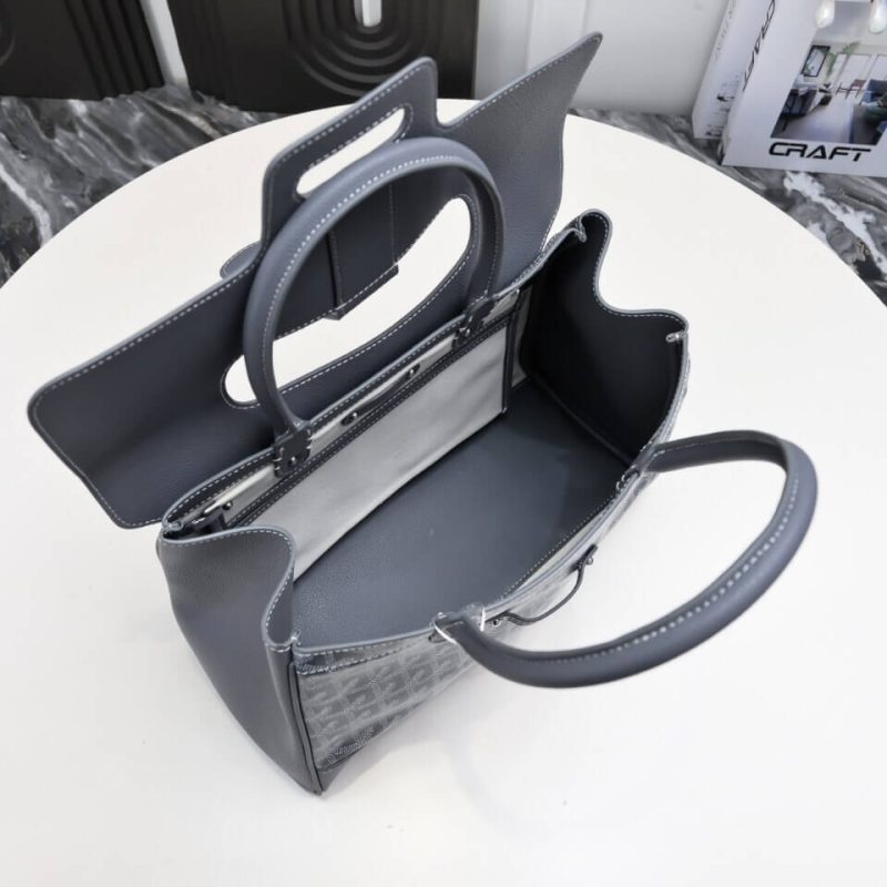 Goyard Saigon tote bag(high-end grade) - Image 8