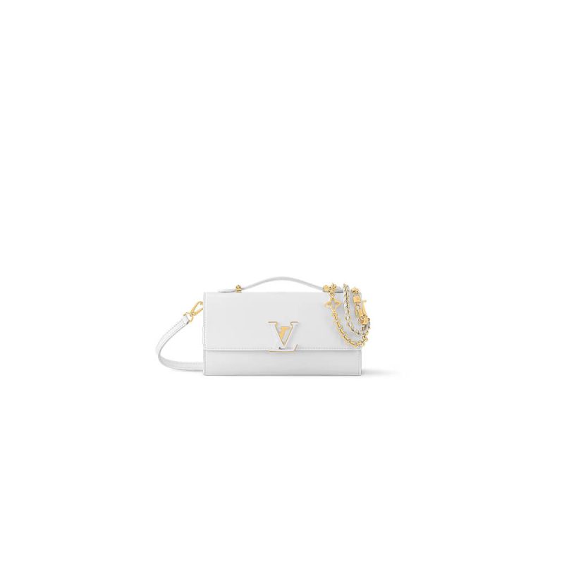 LV Wallet On Chain Capucines