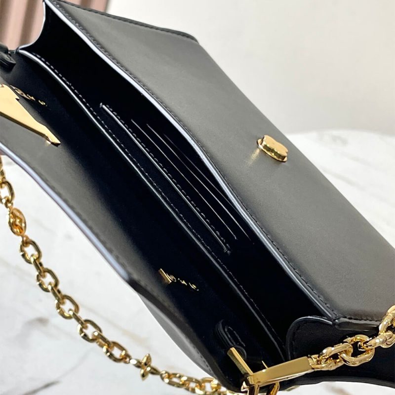 LV Wallet On Chain Capucines - Image 8