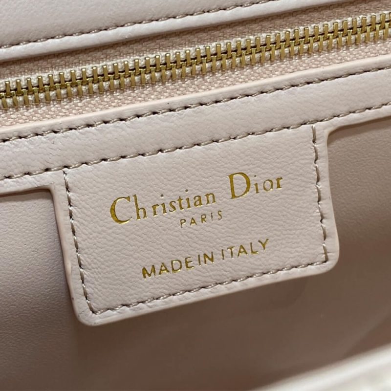 Dior Medium Soft Dior Caro Bag(HIGH-END GRADE) - Image 7