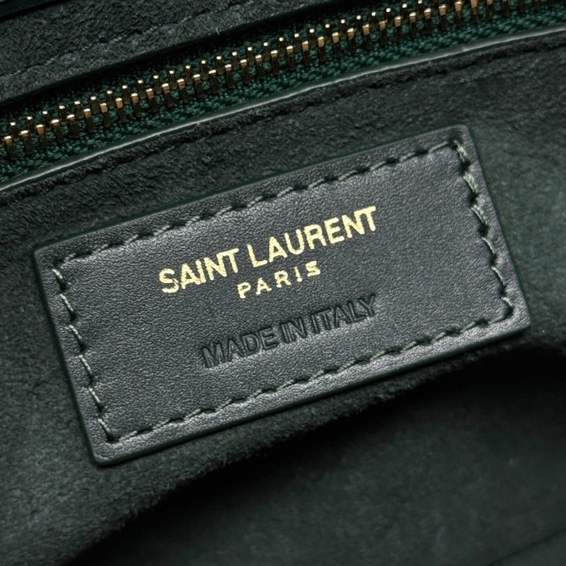 YSL le 5 à 7 in patent leather(HIGH-END GRADE) - Image 7