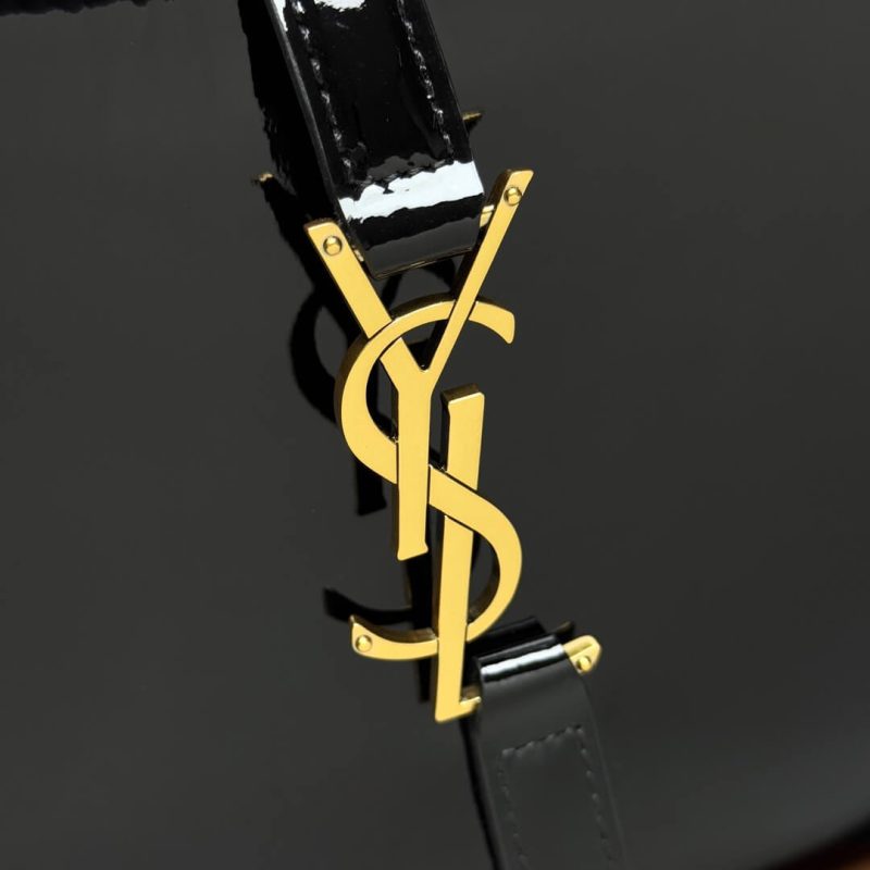 YSL le 5 à 7 in patent leather(HIGH-END GRADE) - Image 6