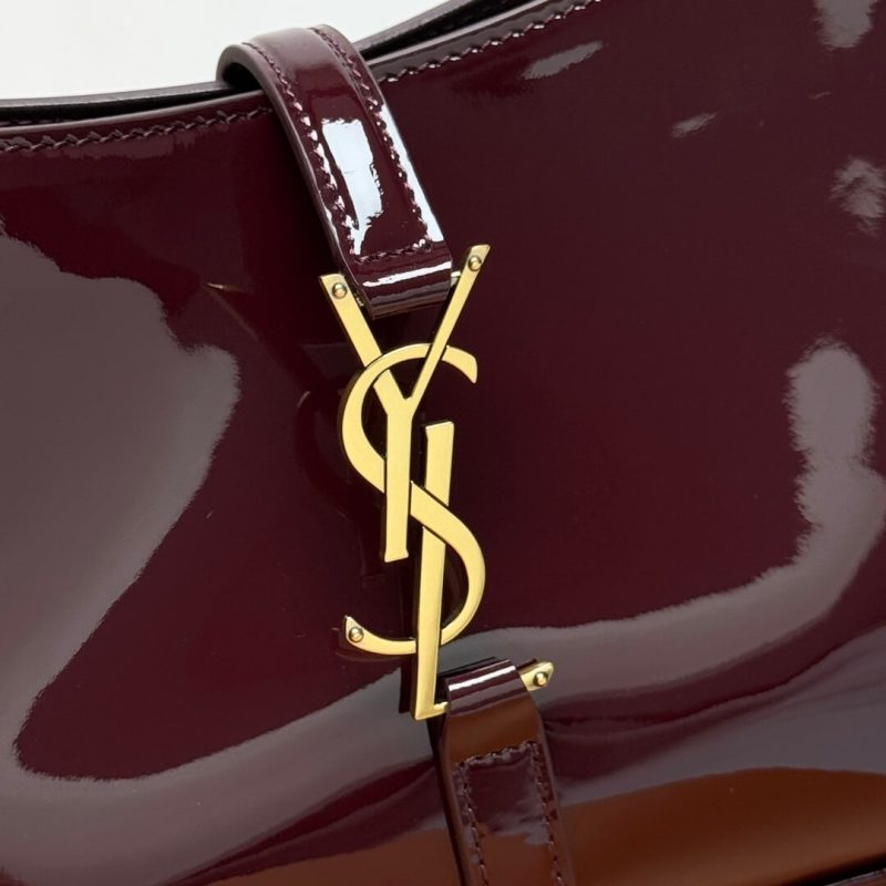 YSL le 5 à 7 in patent leather(HIGH-END GRADE) - Image 6
