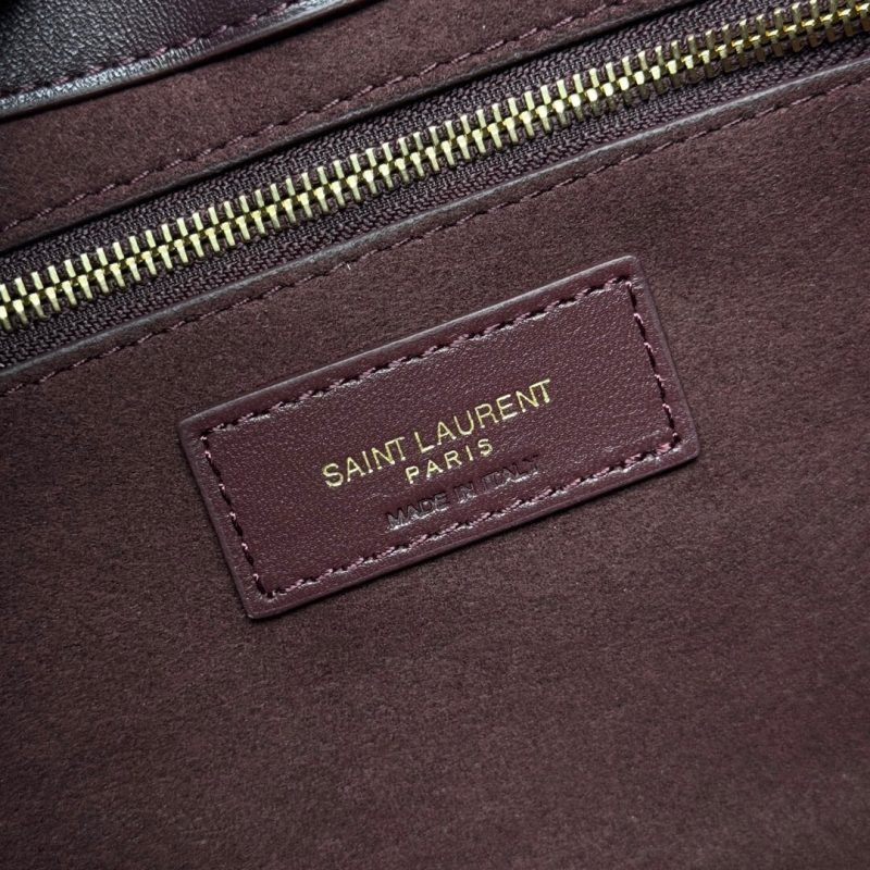 YSL le 5 à 7 in patent leather(HIGH-END GRADE) - Image 7