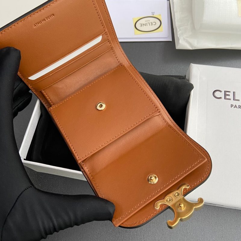 CELINE Small Flap Wallet TRIOMPHE IN Shiny Smooth Lambskin - Image 7