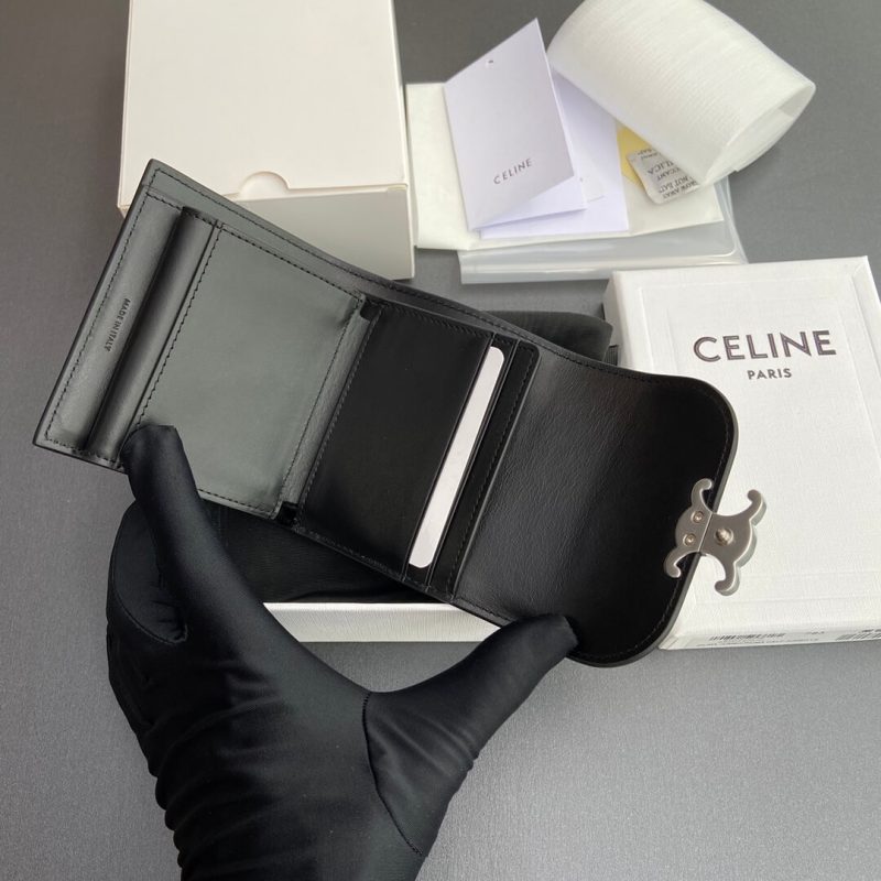 CELINE Small Flap Wallet TRIOMPHE IN Shiny Smooth Lambskin - Image 7