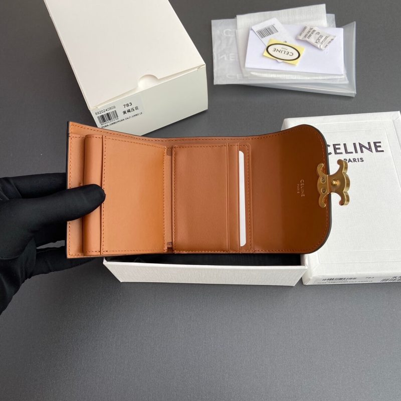 CELINE Small Flap Wallet TRIOMPHE IN Shiny Smooth Lambskin - Image 7