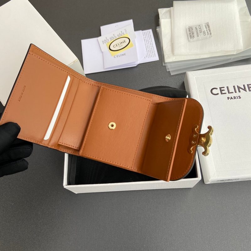 CELINE Small Flap Wallet TRIOMPHE IN Shiny Smooth Lambskin - Image 7