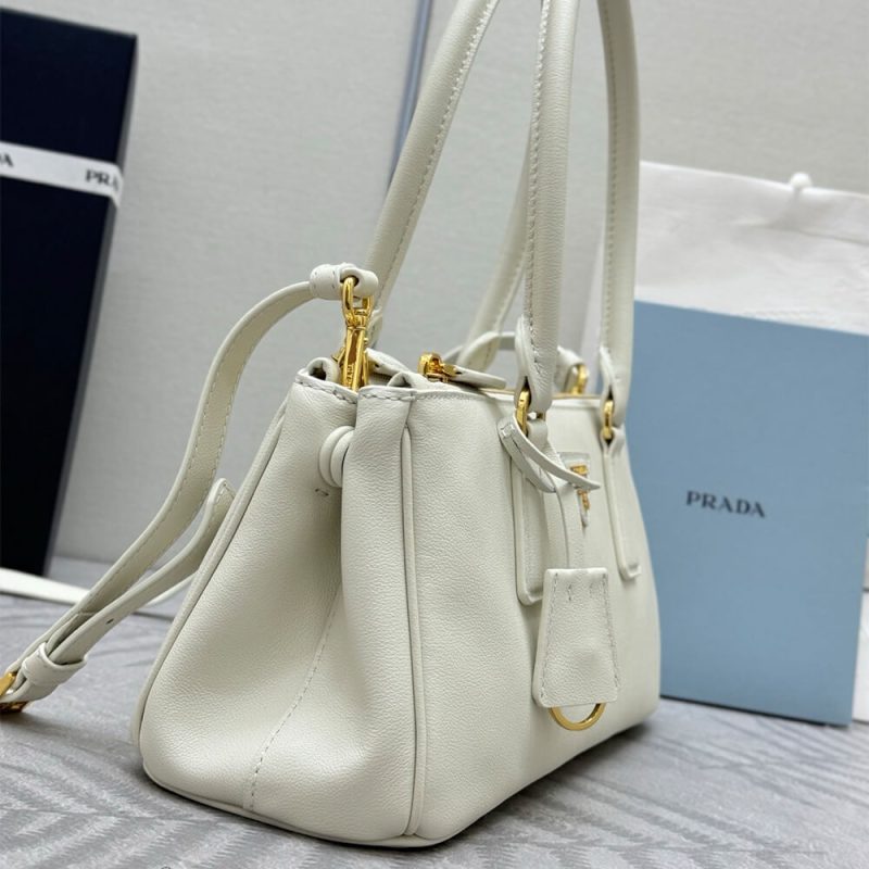 Prada Medium Prada Galleria leather bag(high-end grade) - Image 3