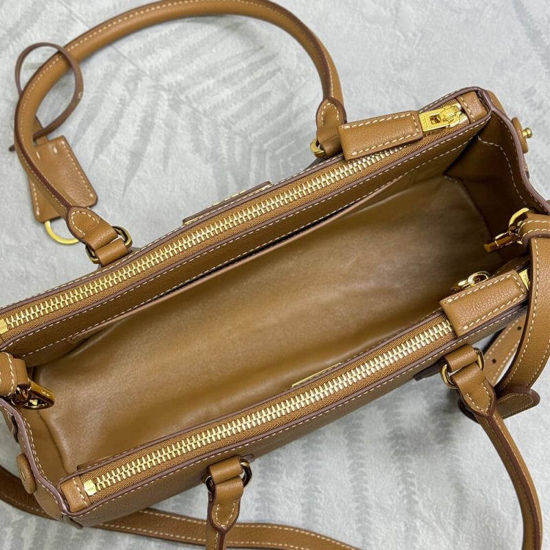 Prada Medium Prada Galleria leather bag(high-end grade) - Image 8