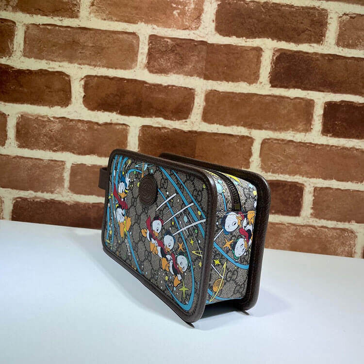 Disney x Gucci Donald Duck Cosmetic Case 3 Disney x Gucci Donald Duck Cosmetic Case - Image 3