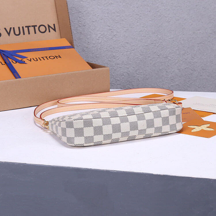 LV Pochette Accessoires 5 LV Pochette Accessoires - Image 5